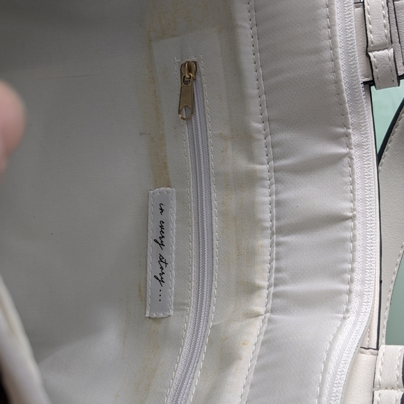 NWOT Large, white tote bag by Penningtons - Picture 5 of 16